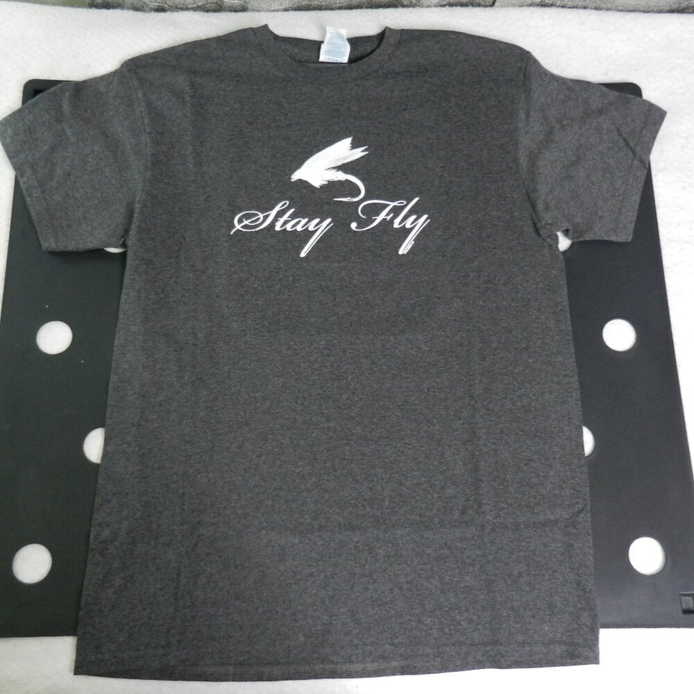 Fly Fishing Graphic T-Shirt Size Medium Gray Cotton Crewneck Wildside‎ Stay Fly